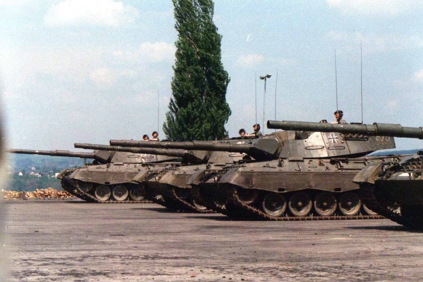 巅峰坦克浴血豹2怎么样,德国豹二坦克有多厉害