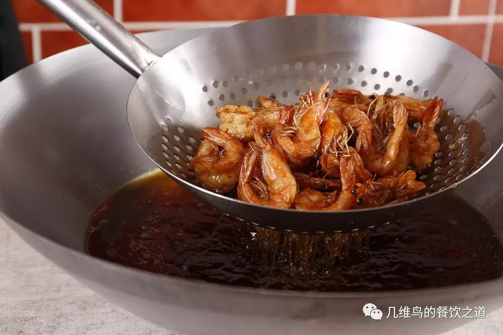 虾火锅和传统火锅哪个利润高,新式虾火锅