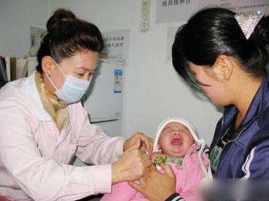 孩子发烧千万不要随便退烧,孩子发烧不要急着去医院