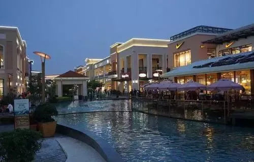 阜阳经开区奥特莱斯 (阜阳第一家奥特莱斯)