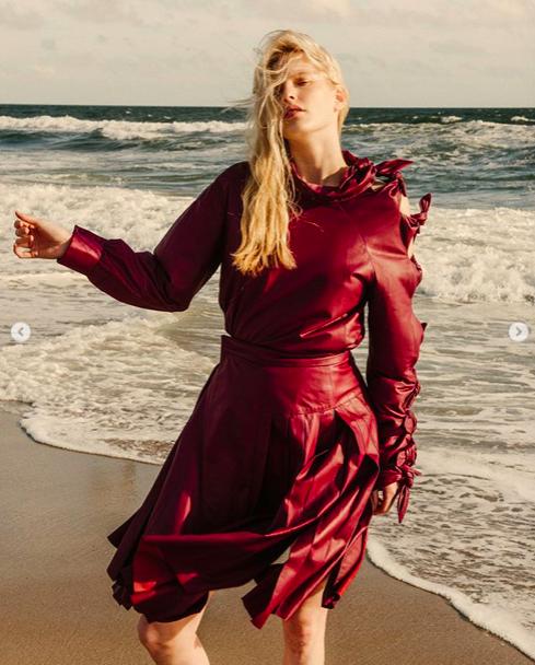 百万化妆师底妆,百万化妆师化妆过程