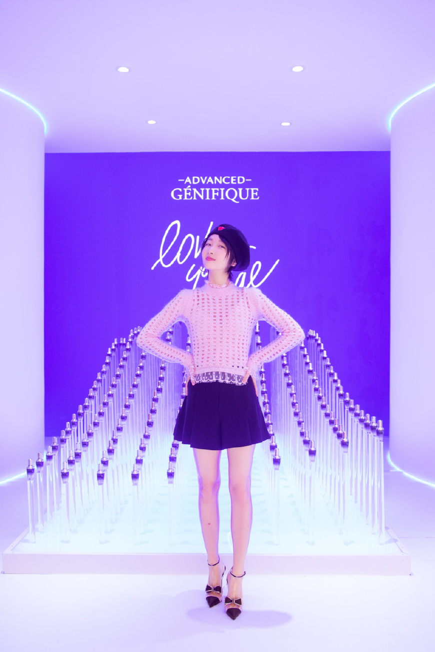 26岁周冬雨自信正视平胸,“我的胸是和我的身材匹配的!”