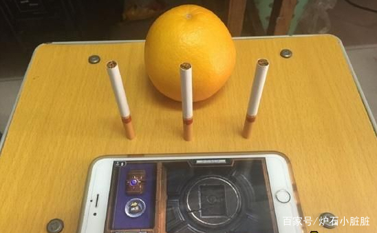 炉石传说：我有特别的“开包技巧”！这样开包更容易出橙卡！