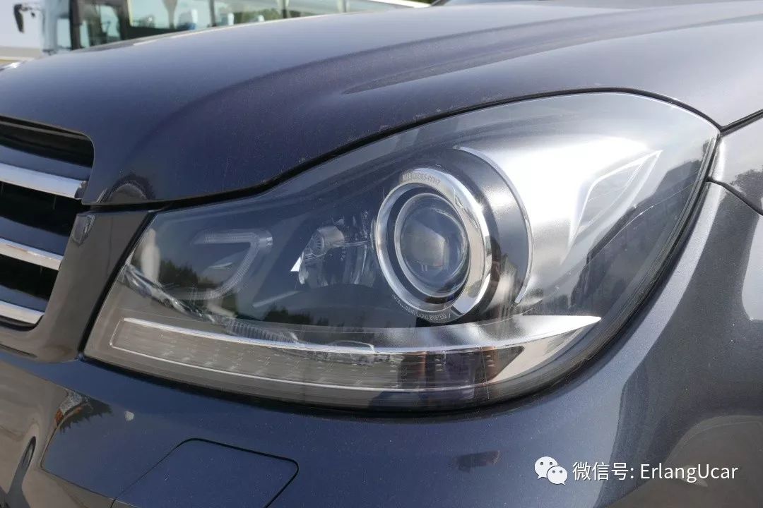 w204奔驰c300coupe,奔驰w204c200旅行版