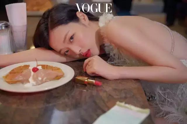 雪莉早期个人舞台,雪莉曾经综艺节目