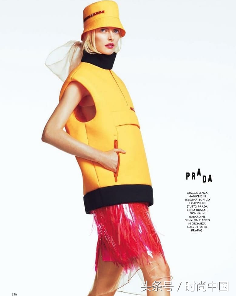 秦舒培助力维密秀,秦舒培秀肌肉