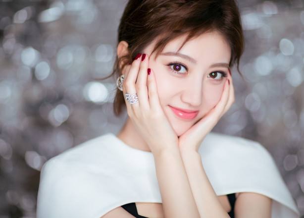 心理学看穿一个女生喜欢你,女生喜欢你的十大心理学表现