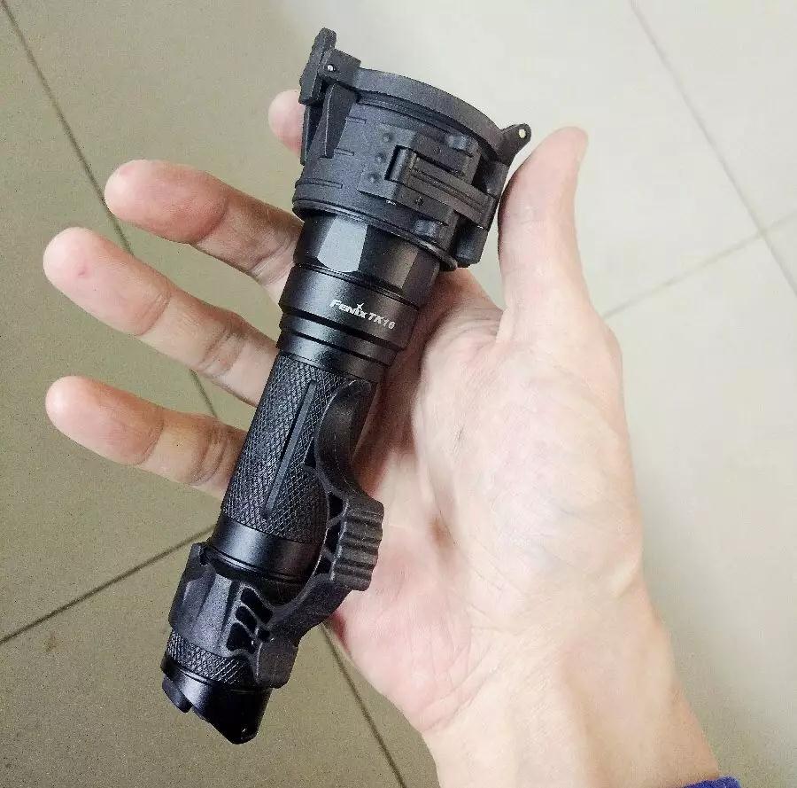 十五跟十六哪个更圆,十五和十六的月亮