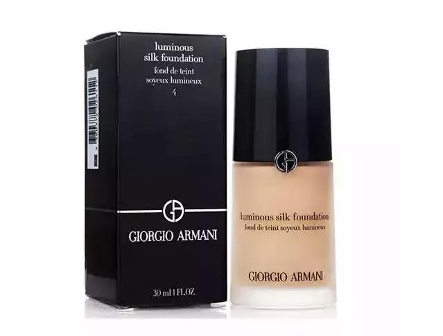 杨幂满脸雀斑、皮肤蜡黄,丑出新高度?伪素颜这样打造~