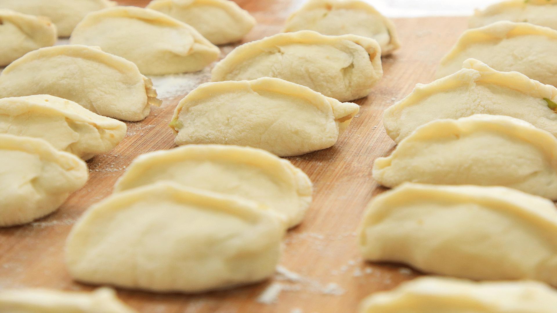 家常水煎包，掌握和面、调糊的技巧，自己在家做，想失败都难