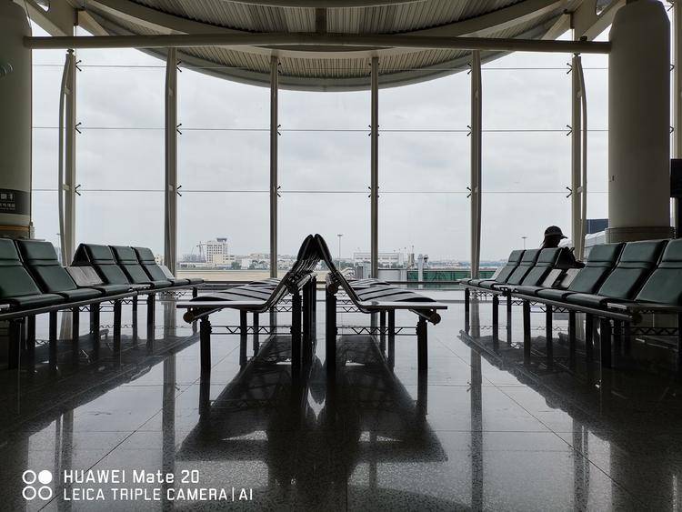 华为huaweimate20详细参数,huaweimate20青春版