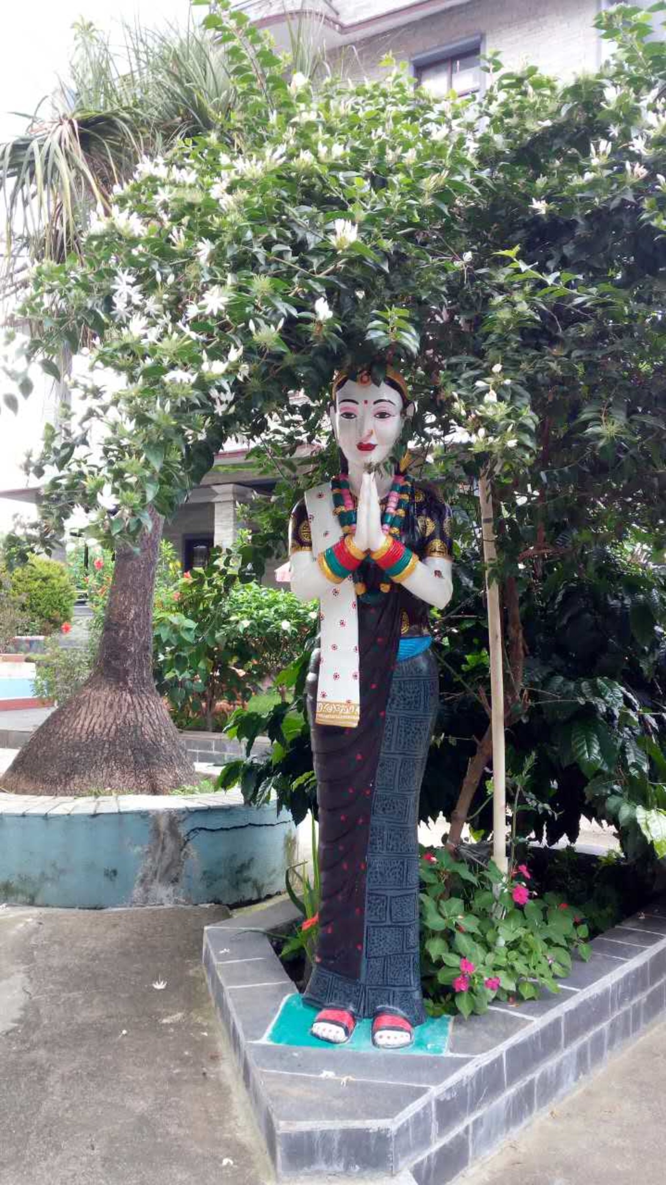 2万元旅游攻略,尼泊尔三日游攻略大全图片