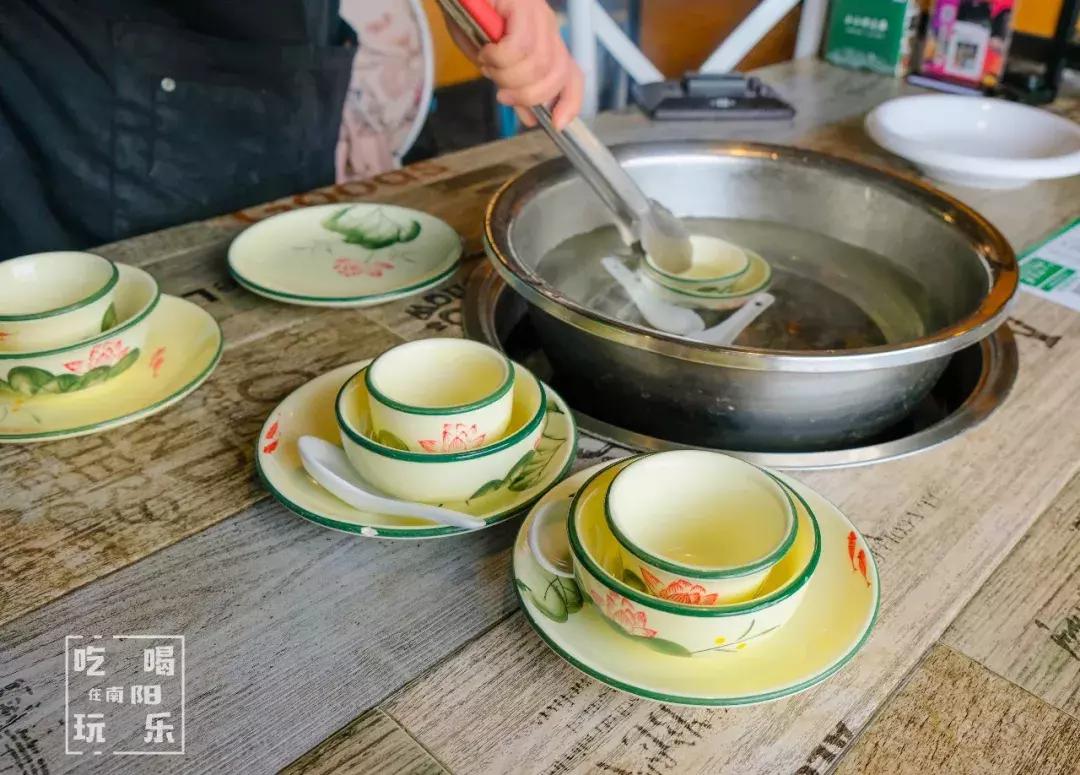 爆！光武路这家店用活鱼下锅！一口鲜到爆炸！吃完简直要犯罪！