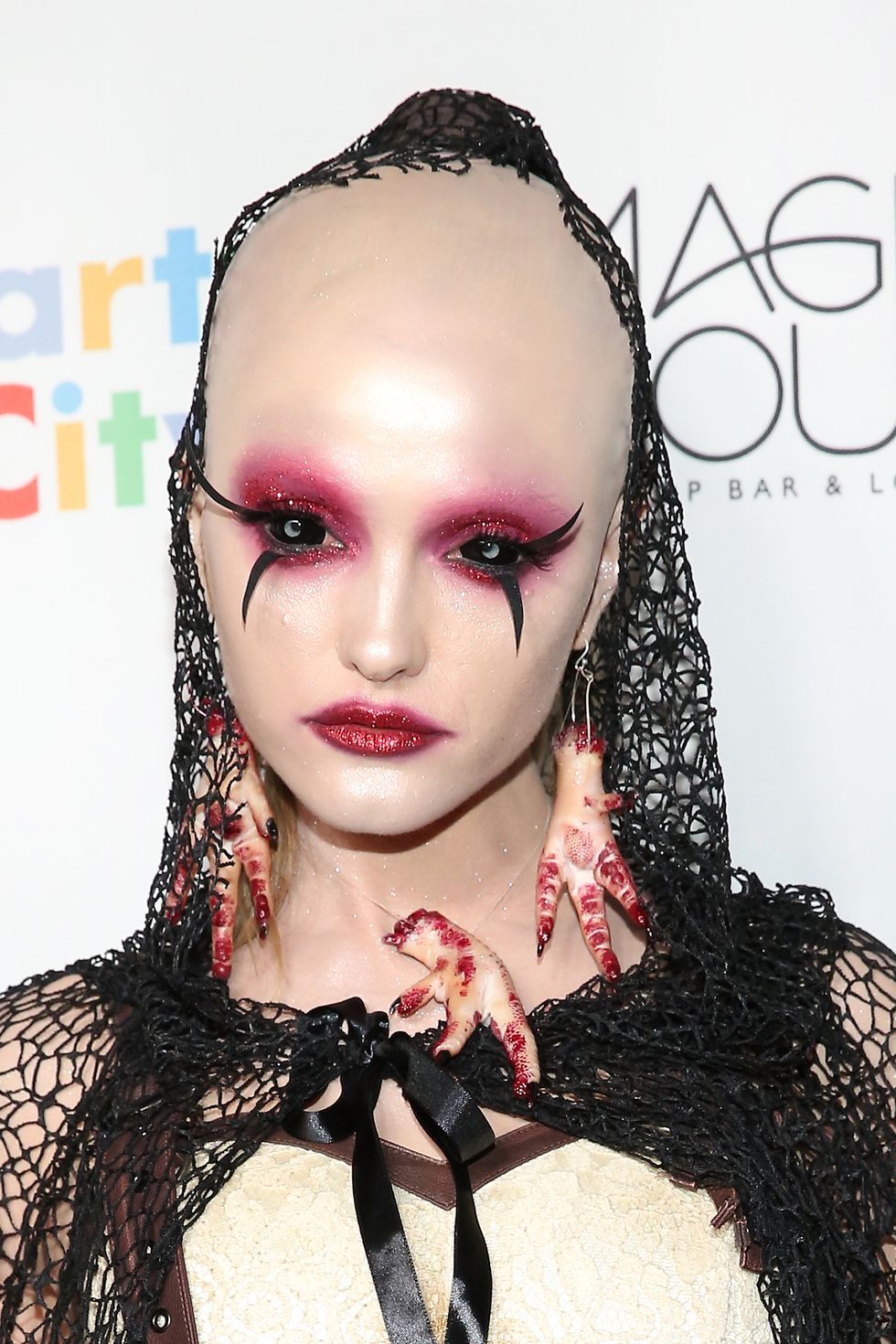 辛普森美枝、梦幻独角兽……盘点25位好莱坞名人万圣节妆扮!