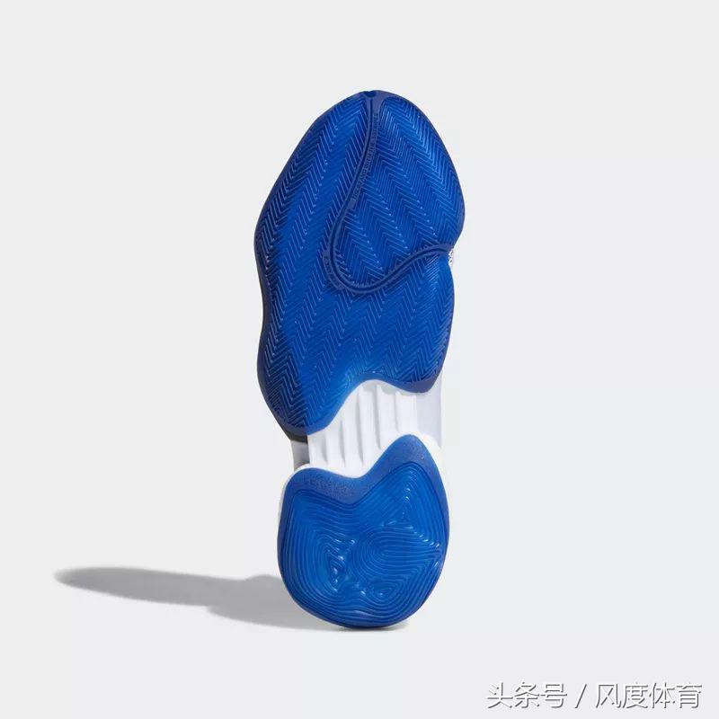 在家里改造一个海洋球馆,在家里布置篮球场