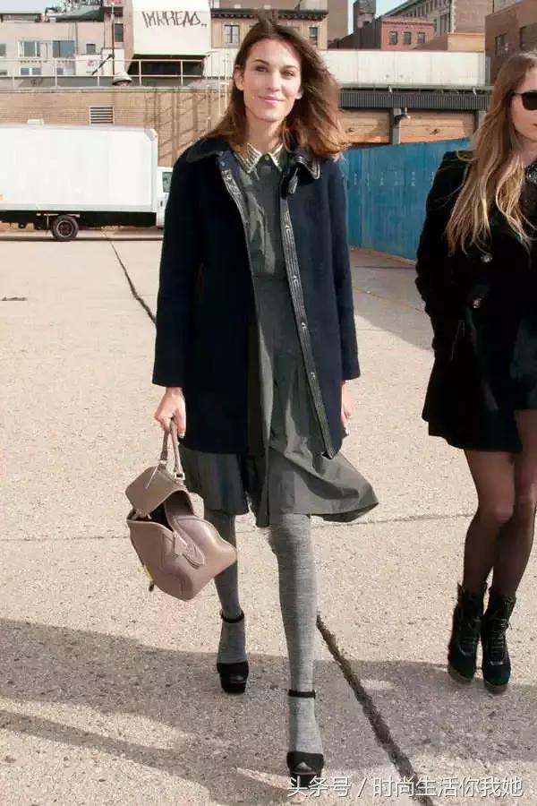 打底袜怎么选择颜色,如何选择打底袜的颜色