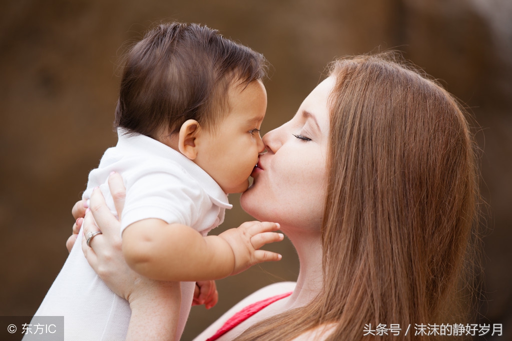 哺乳期妈妈真的不能吃吗,哺乳期因为什么不能给宝宝喂母乳