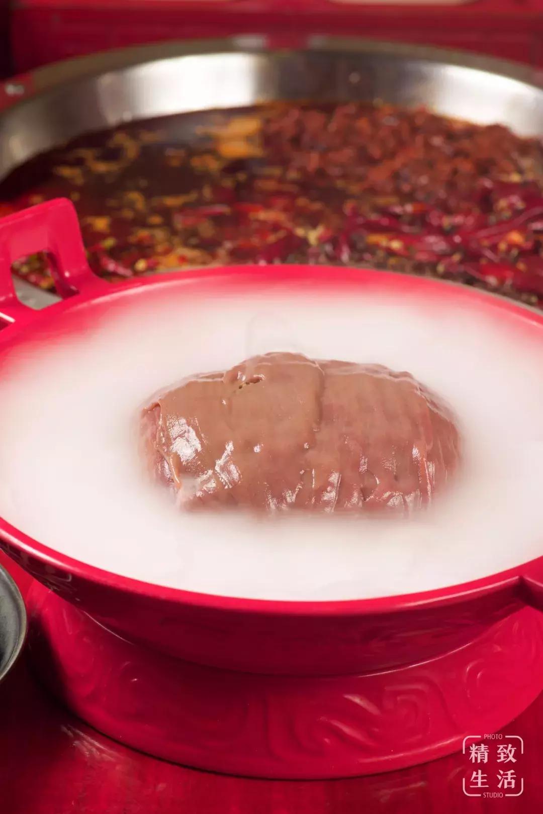 让成都大军堵车的「排队王」，魔都终于等到你！4.8折开鸿运！