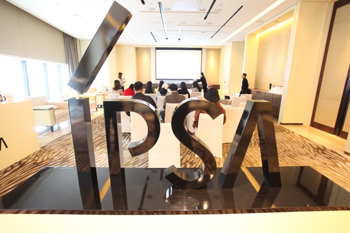 私人定制美丽蜕变化妆品店,量身定制美丽肌肤