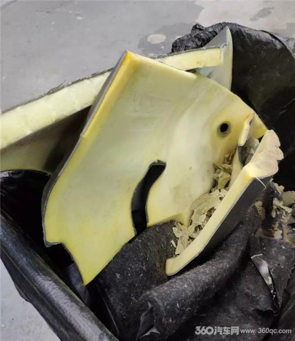 新车买回来里面的味道怎么能去除,为什么新车都有一股味道