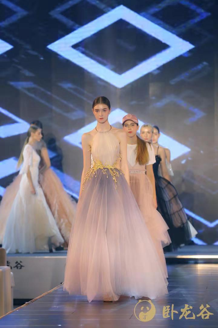 百悦卧龙谷壹号,百悦卧龙谷九号