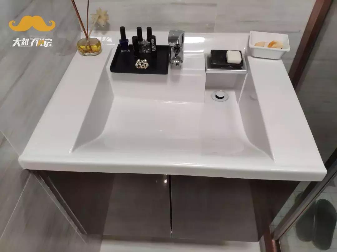 万科六折降价楼盘,万科甩卖房子