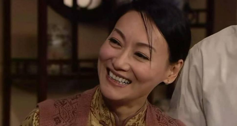 57岁惠英红近况如何,58岁惠英红结婚了吗