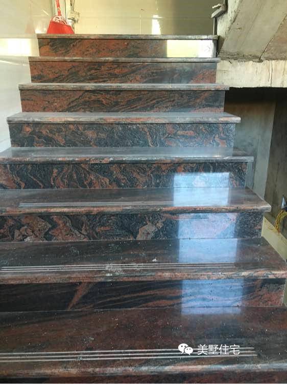 *东王广**先生小户型建别墅，加个复式楼，造价30万堪称村里最美！