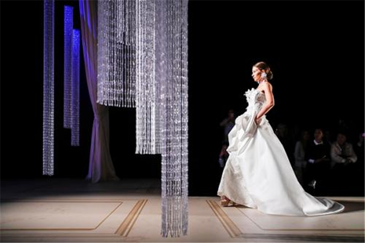 「图集」不来米兰你永远不会知道，婚纱可以有多美！