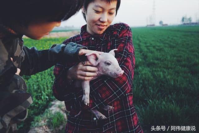 菲已入佛，唯已成仙，留童一个在人间