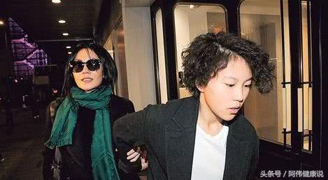 菲已入佛，唯已成仙，留童一个在人间