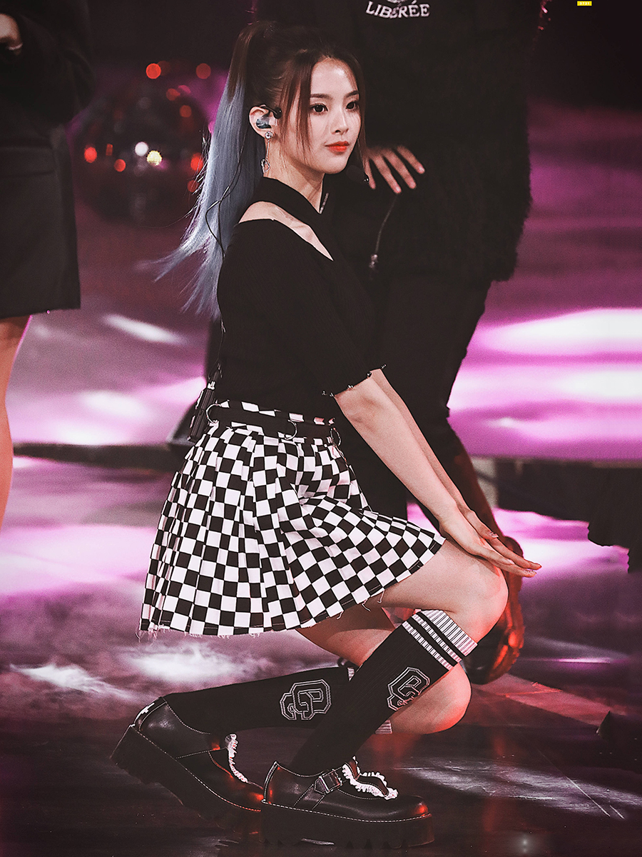 火箭少女合体造型,火箭少女时尚造型