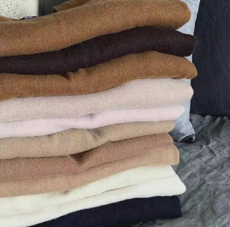 不是所有的羊绒衫都是柔软的么,质感柔软羊绒衫穿着舒服春秋