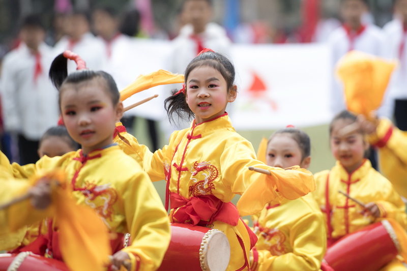 恩施市实验小学足球比赛,建始县实验小学2023运动会