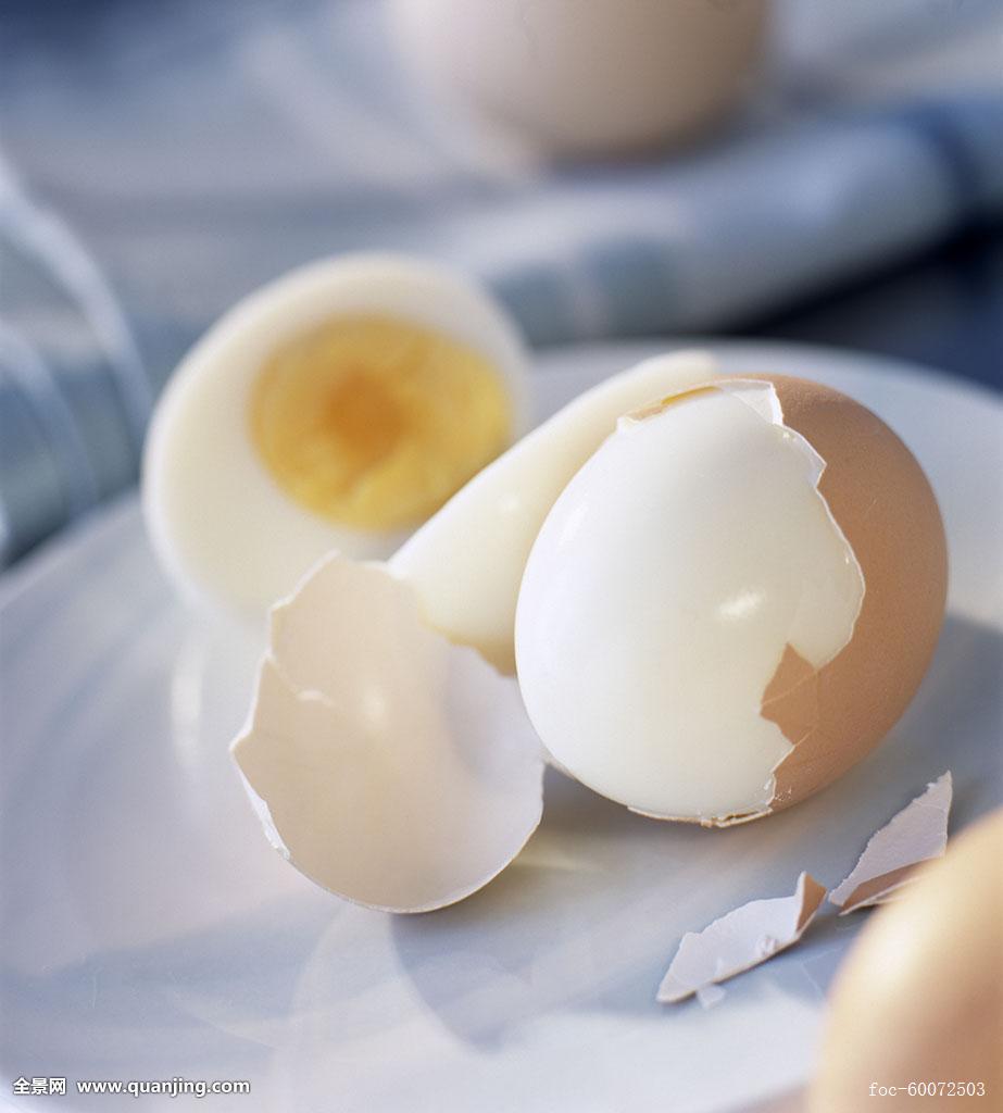 鸡蛋不好剥怎么解决,水煮鸡蛋容易粘壳是什么原因