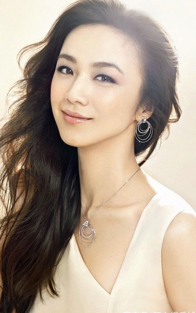 章子怡国外惊艳的照片,外国人眼里的漂亮女星