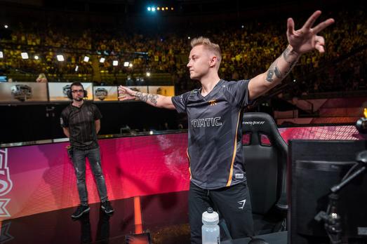 s8英雄联盟全部比赛,s8英雄联盟之谁与争锋