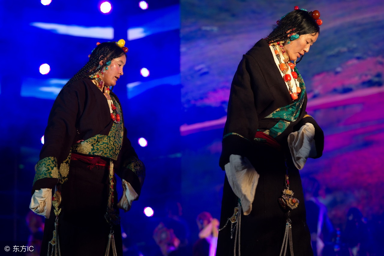 方世彤点评电视节目