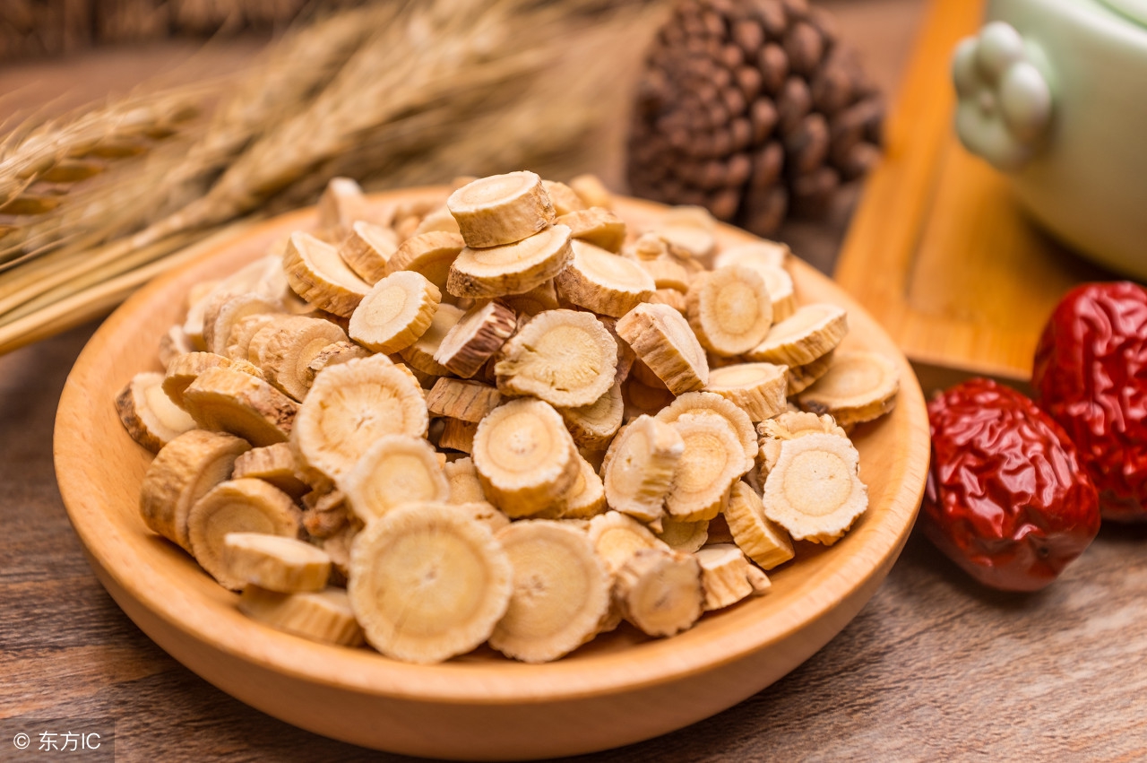 手脚冰凉痛经中医讲解,女性手脚冰凉痛经怎么办