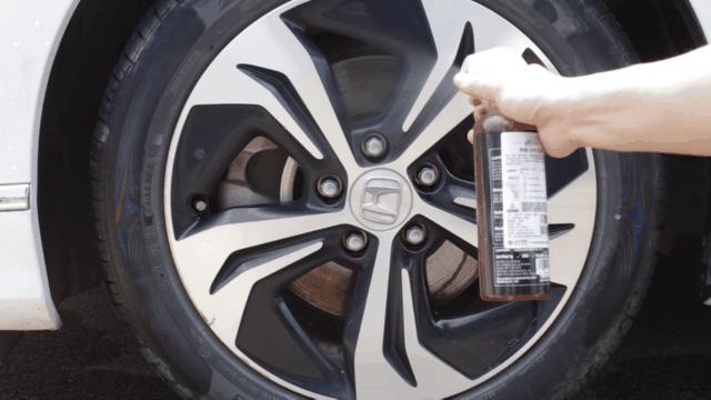 汽车塑料上的污渍怎么去除,汽车上的油烟污渍如何处理