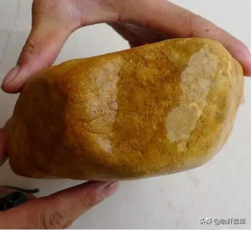 翡翠原石有籽料和山料之分没,翡翠原石如何价值最大化