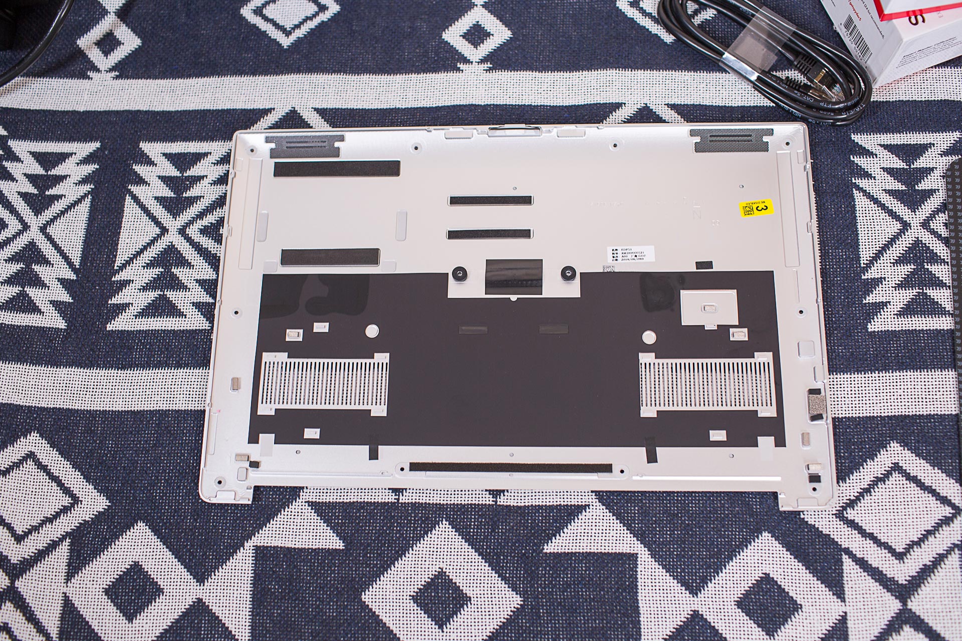 戴尔xps157590屏幕刷新率,dellxps159570测评