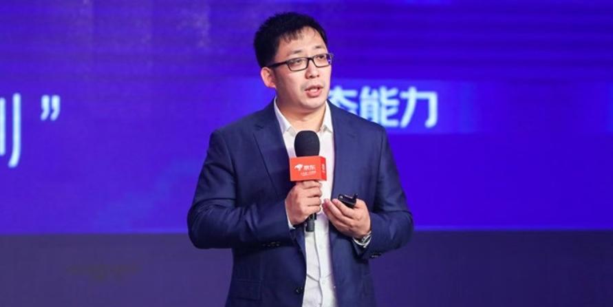 Rock跟客服杠七天？京东：11.11找我，30天无理由退货