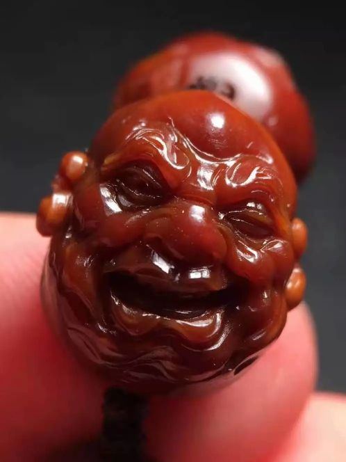 包浆玉化橄榄核冬天怎么保养,橄榄核手串包浆玉化油能用吗