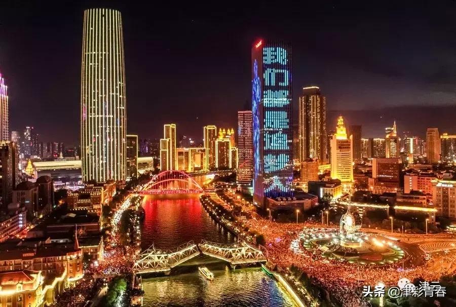 解放桥开启的精彩瞬间,天津解放桥开桥瞬间