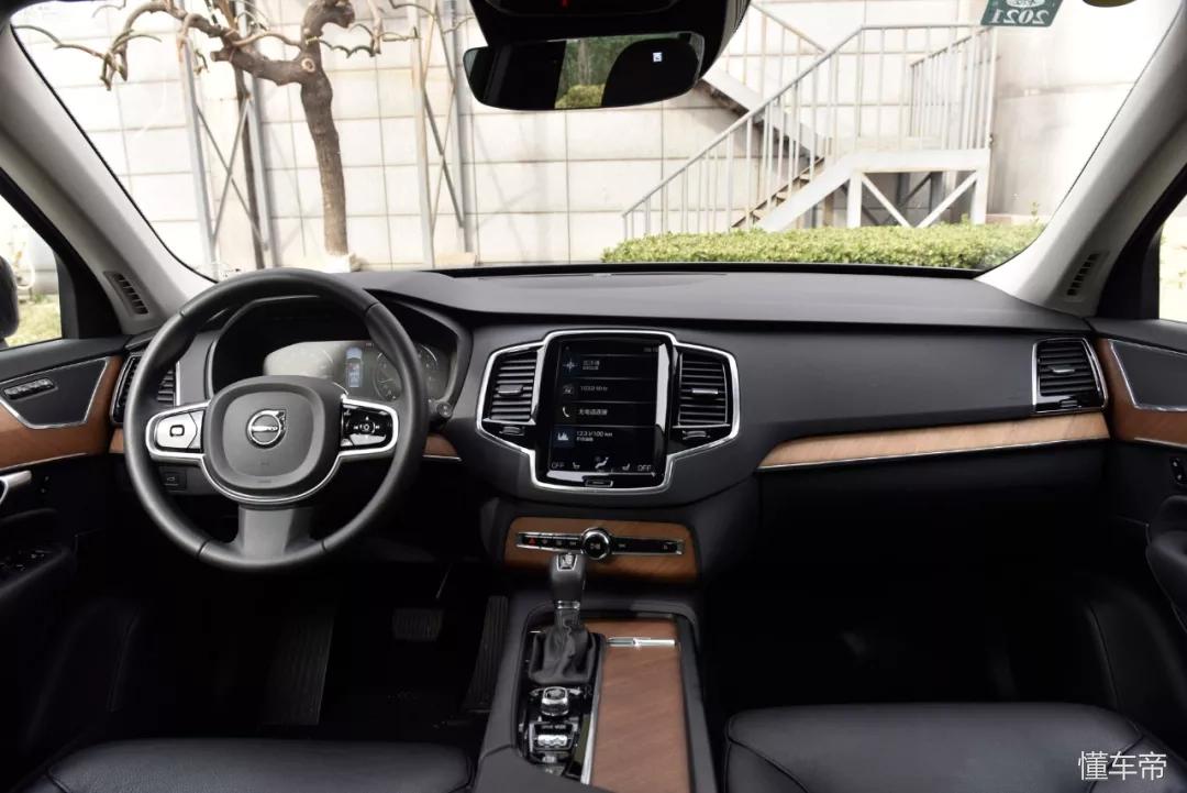 2013款沃尔沃xc90和2013款xc60,沃尔沃xc60与xc90车身尺寸对比