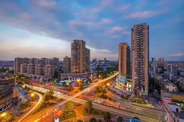 吾悦广场商业街发展前景,桐乡吾悦广场区位优势