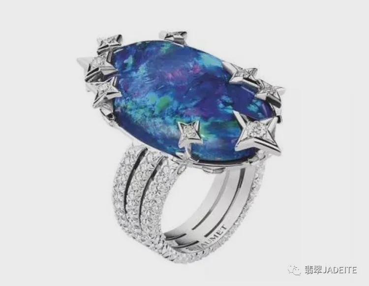 课堂|世界顶级奢侈品牌这些年重金打造的欧泊首饰（上）