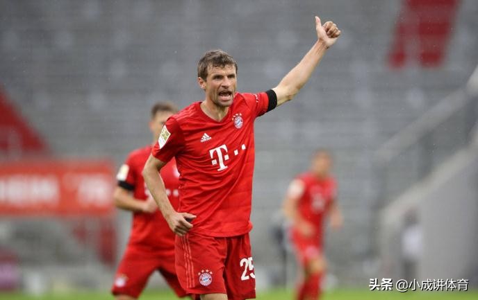 穆勒九分钟连进五球,从吃软饭王开始的无敌被动