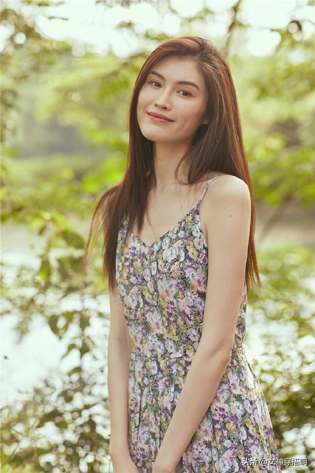 今年最流行的裙子a字裙,a字裙今年流行的爆款女装